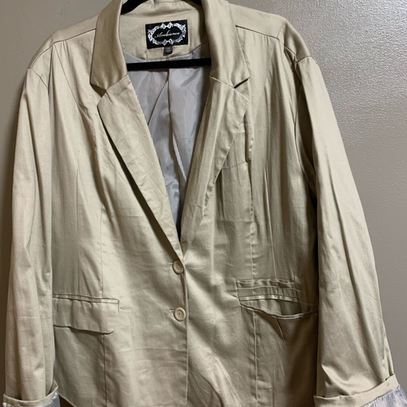 Casual Blazer - Picture 2 of 2